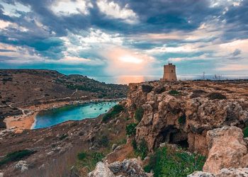 Riviera Beach - Explore Malta